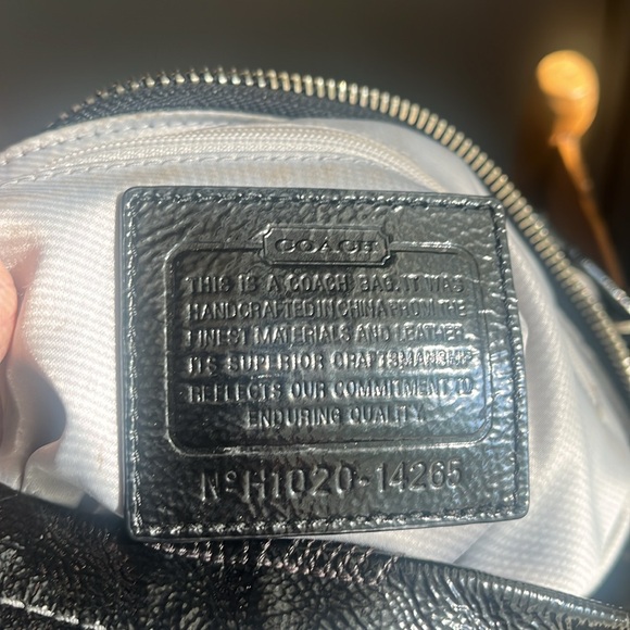 Coach Alex patent leather tote - Picture 13 of 16